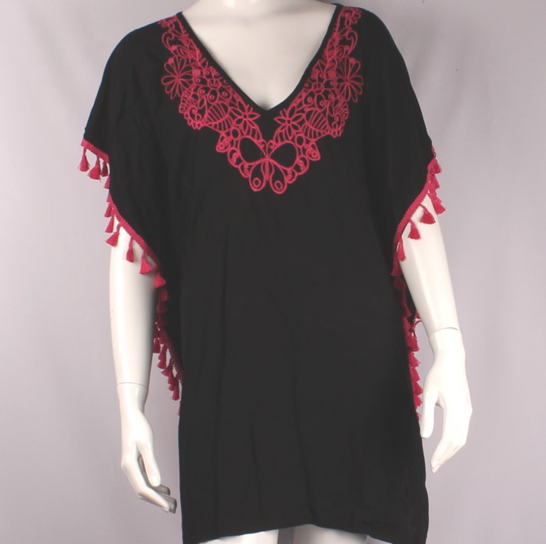 Alice&Lily hot pink colored embroidered and black caftan Style: SC/4521HT image 0